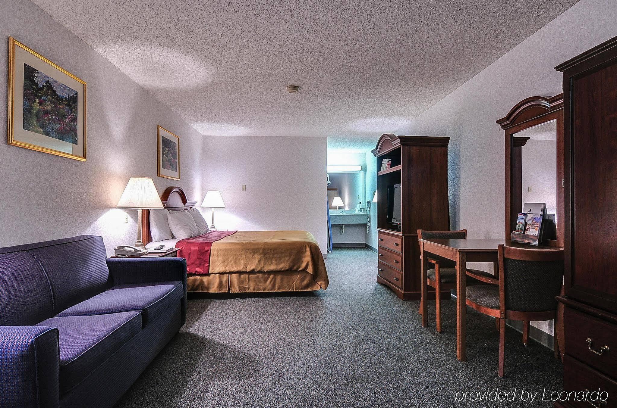 Americas Value Hotel